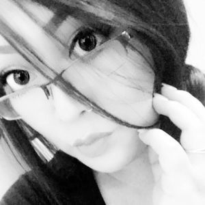 Meet your Posher, Felicia